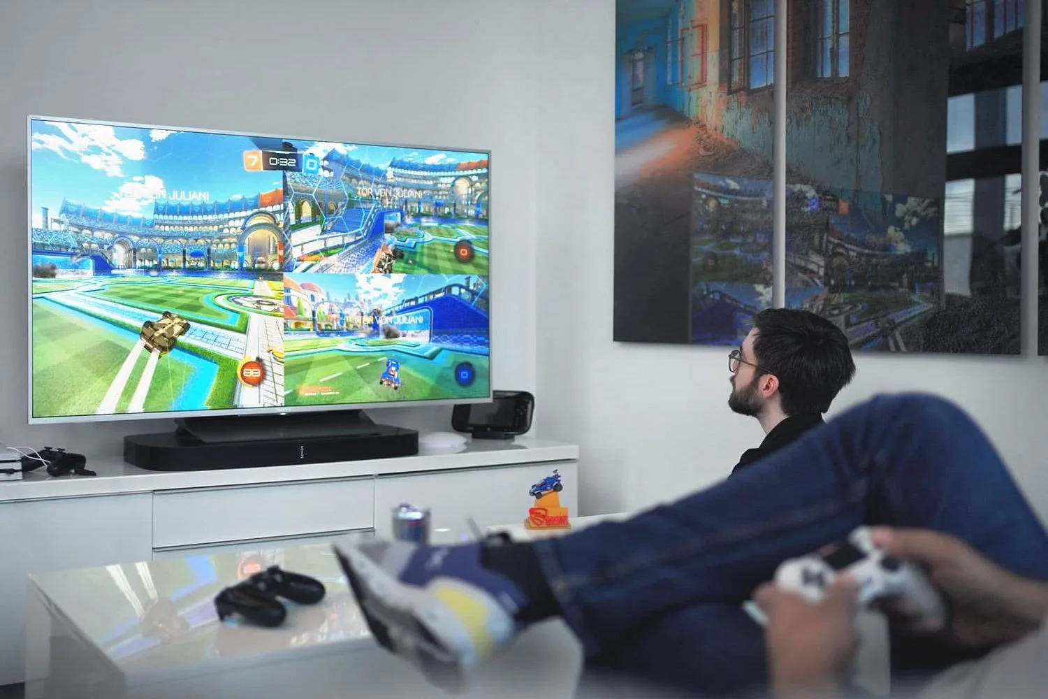 Gaming-Lounge als Benefit bei der KMH